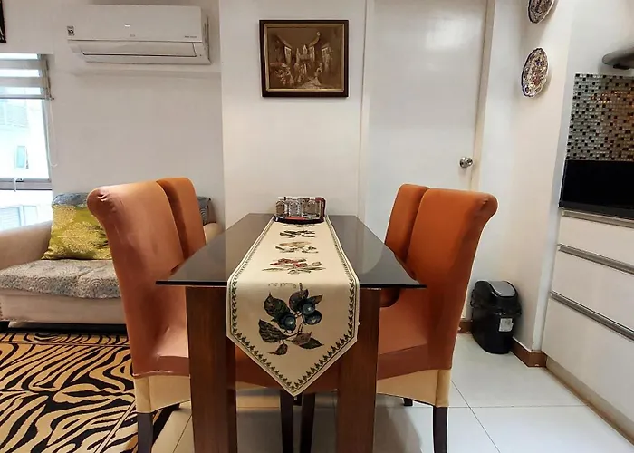 Victoria Bgc 2 Bedrooms * Manila